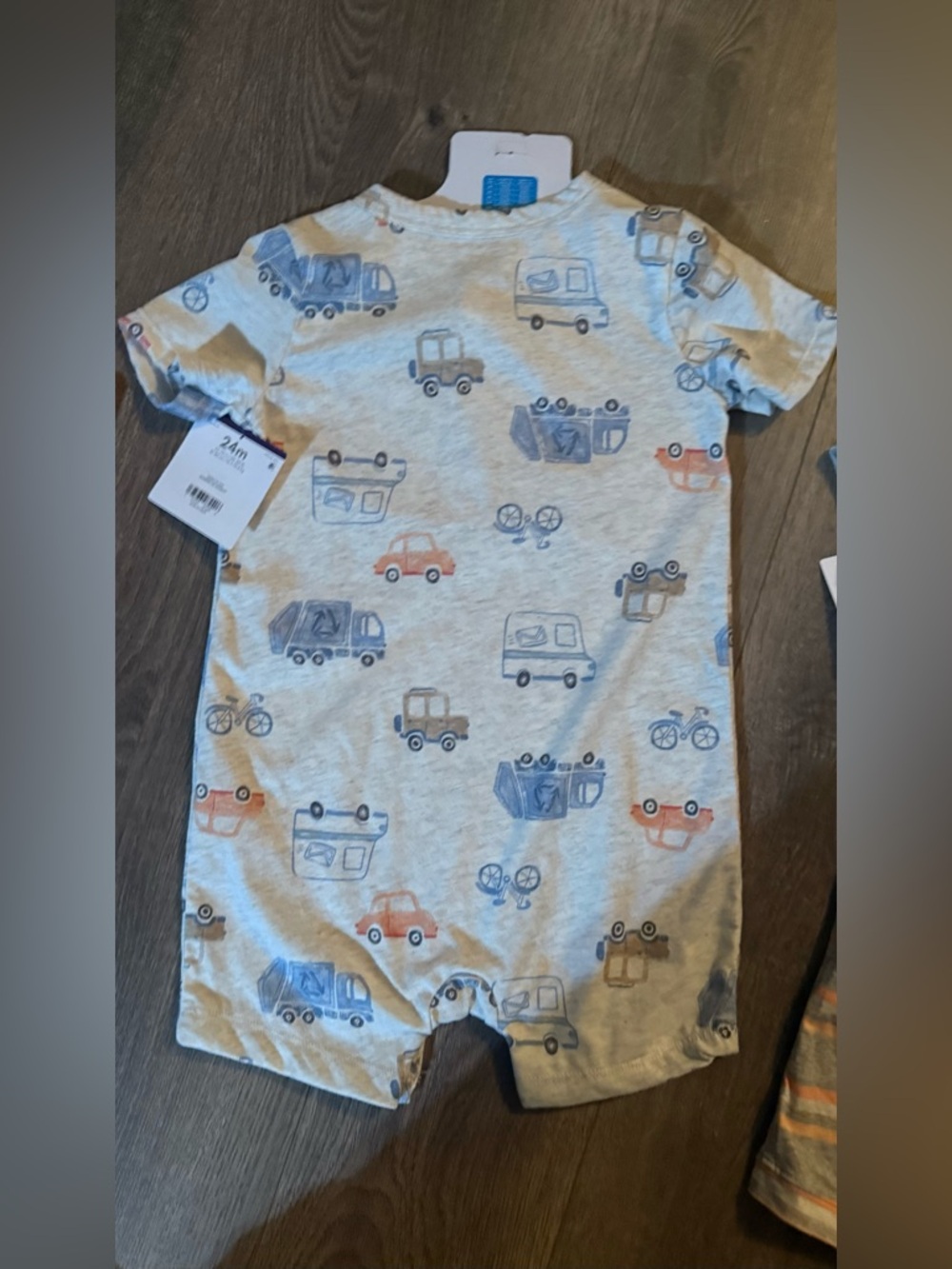 Boys. Carter's. Short Sleeve Rompers. 3 of them. - Picture 6 of 7